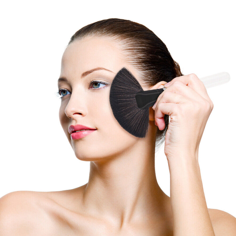 Scalloped Blush Brush Soft Contouring Brush Nylon Hair Multifunctional for Women