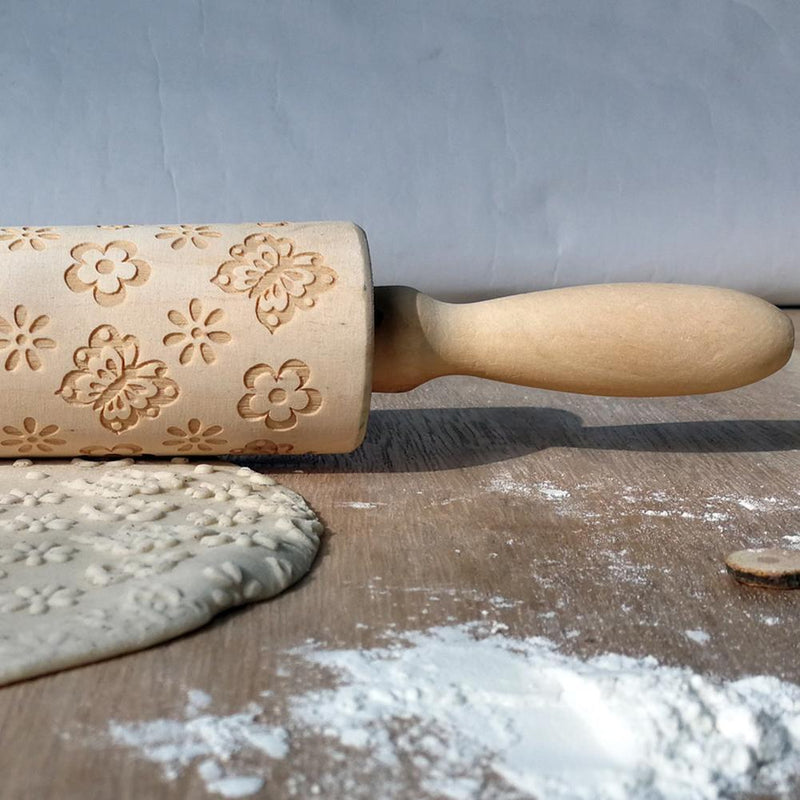 Easter Day Embossing Wood Rolling Pin for DIY Baking Cookies (Butterfly)