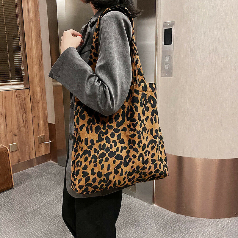 Women Corduroy Handbag Animal Print Big Capacity Shoulder Bag (Leopard)