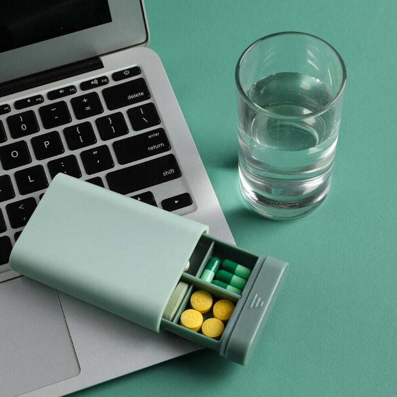 Weekly Travel Pill Tablet Box Holder Drug Storage Dispenser Case (Green)