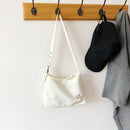 Women Simple Underarm Handbag Daisy Flower Portable Shoulder Bags (White)
