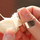 2 Pcs Smart Wise Garlic Peeler Plastic Ginger Cooker Kitchen Tool Accessories  Z