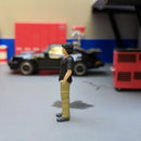 1:64 Figures Diorama Repair Factory Middle-aged Uncle Both hands in pocket