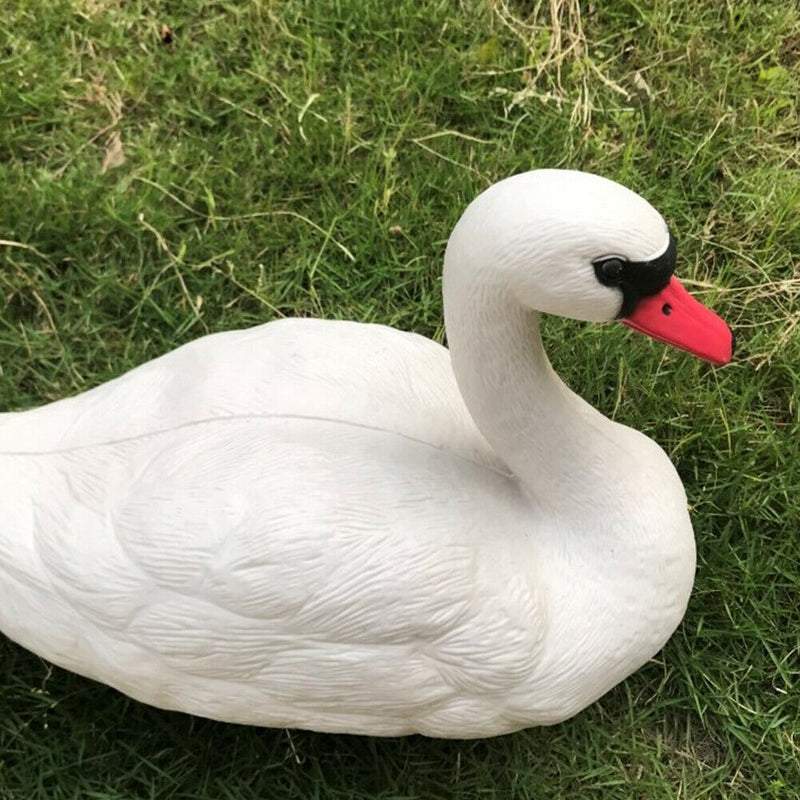 Lightweight Decoration Swan Sculpture Outdoor Garden Float On The Water Rockery
