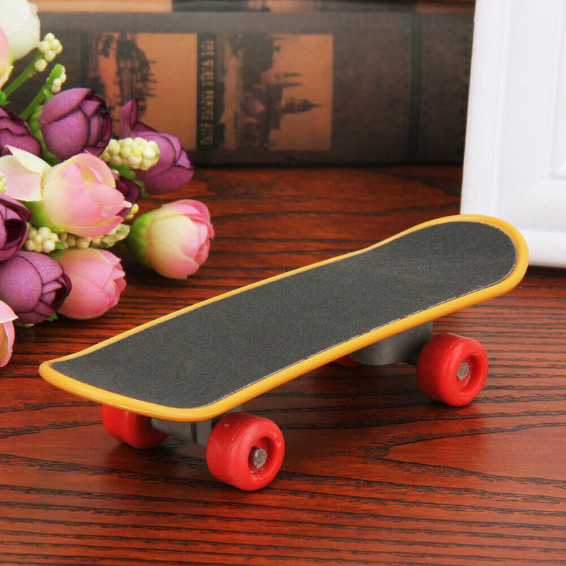 Bird Mini Training Skateboard Plastic Stents Scrub Scooter Skate Boarding