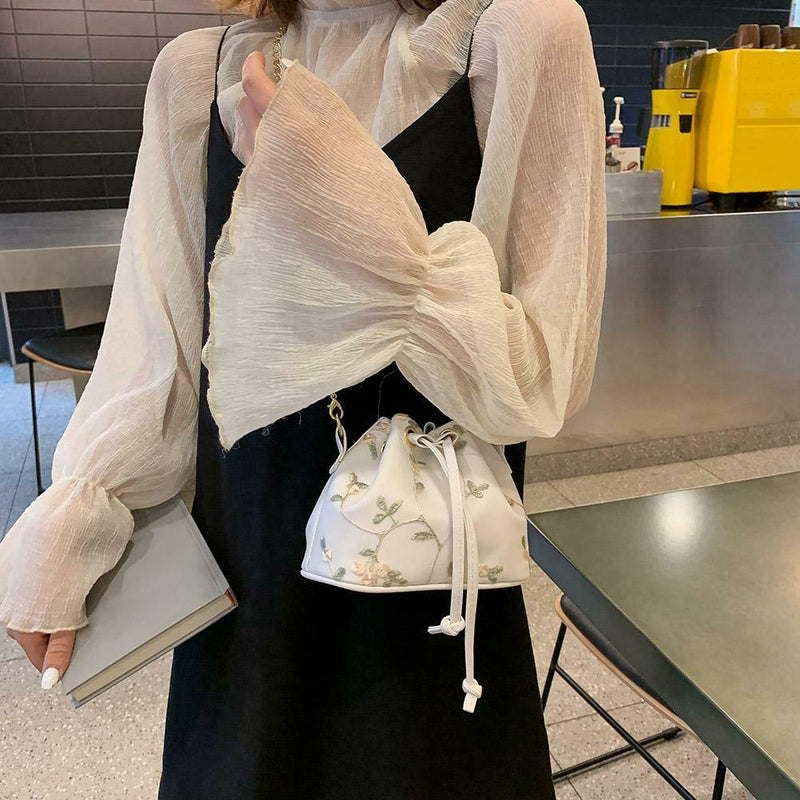 Lace Flower Print Shoulder Handbags Women Drawstring Crossbody Bags (White)