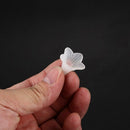 50 White Lily Flower Frosted Acrylic Beads 22x22mm. Y3W6