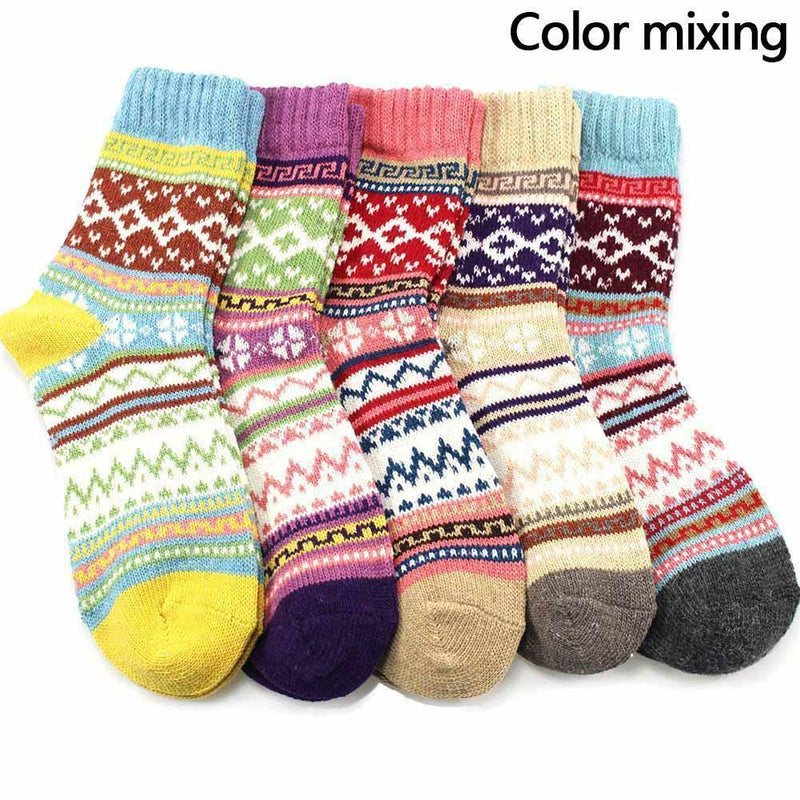 1 Pair Womens Thicken Warm Socks Boho Winter Mid High Retro Socks Random Color