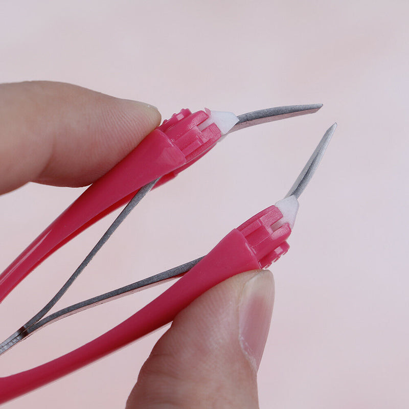 Matically retractable non-slip cosmetic eyebrow tweezers hair removal M&O FT