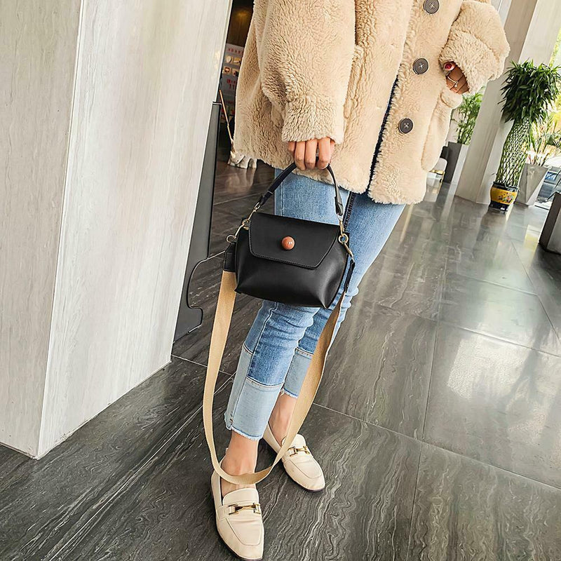 Women Fashion Wide Shoulder Messenger Bag PU Leather Retro Handbag (Black) A