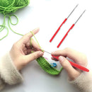 2pcs Plastic Handle Metal Tongue Sewing Needle Crochet Hooks Craft Weave