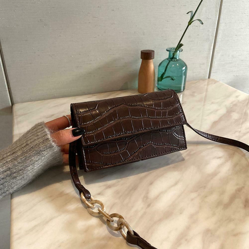 Women Crocodile Leather Shoulder Bag Solid Small Messenger Handbag (Brown)