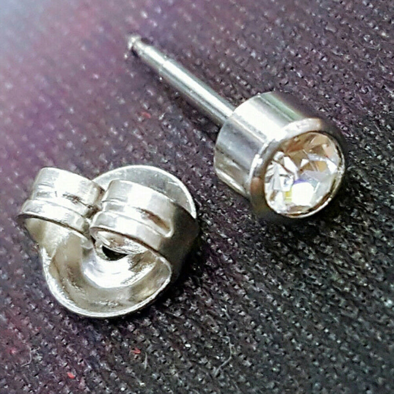 2Pc/Set Disposable Ear Nail Gun Piercing Gun With Ear Stud Disinfection Table SP
