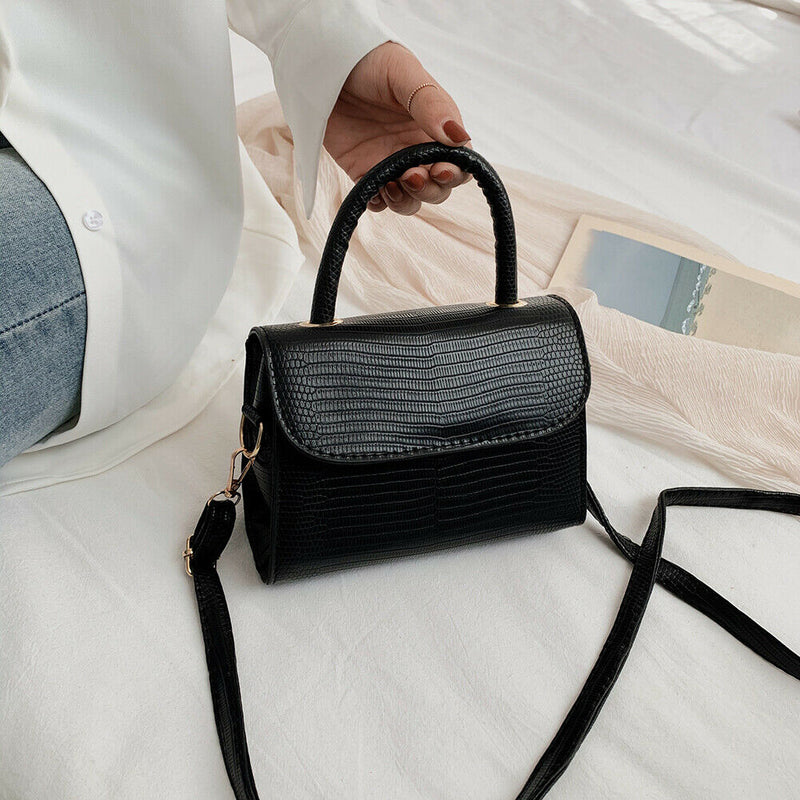 Women Leather Pure Shoulder Handbags Flap Crossbody Messenger Bags (Black)