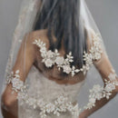 Elbow Length 75Cm Short Veils Two Layers Appliques White Wedding Veils with