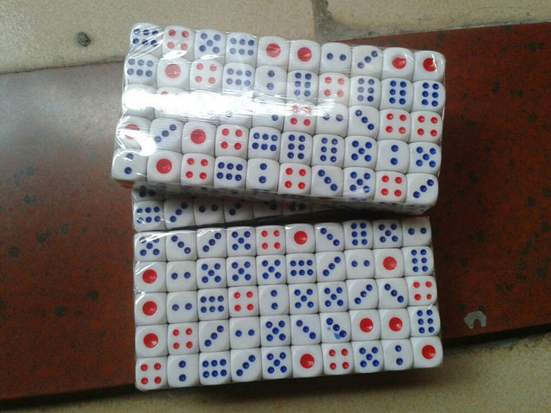 Living Up 100 Pcs  Standard Plastic 10mm Game White Dice Die Toys ME