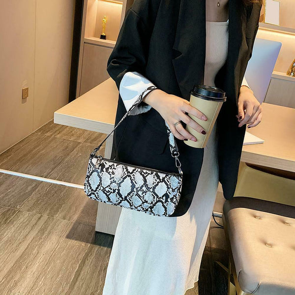 Retro Serpentine Print Women PU Leather Handbags Shoulder Bags (Black)