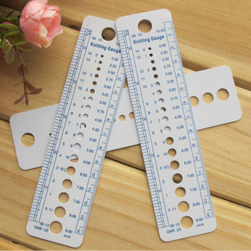 1 x Plastic Knitting Needle Size Gauge Ruler Weaving Tools- Inches/CM ES