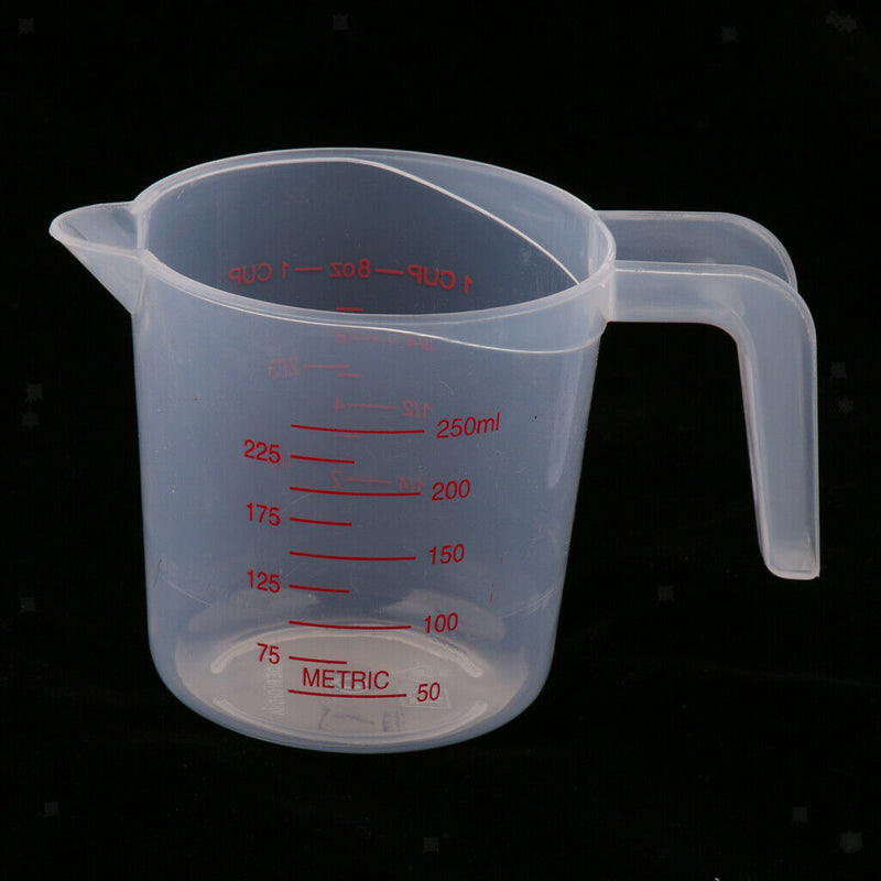 Plastic Angled Measuring Cup with Scales for Small to Large Birds Milk Feeding