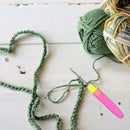 Plastic Handle Sweater Carpet Crochet Hook with Tongue Sewing Needles Set
