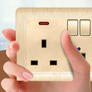 1X(Uk Standard Switched Socket 146 Type 13A With Dual Usb Wall Power Outlet