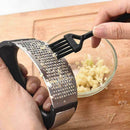 Stainless Steel Garlic Press Manual Crusher With Peeling Tube Cleaning Brush