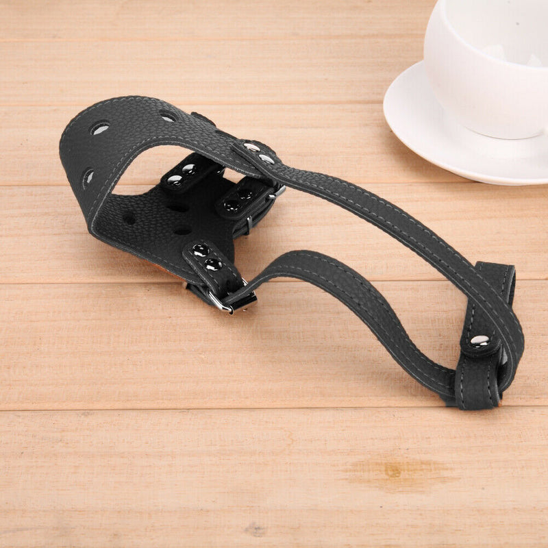 Leather Dog Muzzle Anti Bark Bite Chew Dog Training Products(Black)(M)