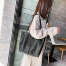 Women Leather Shoulder Crossbody Bag Large Capacity Travel Handbag (Black)