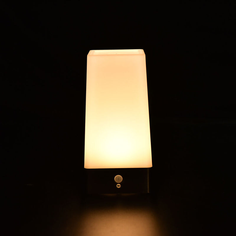 Great Motion Sensor Bedroom Night Light Battery Powered LED Table Lamp