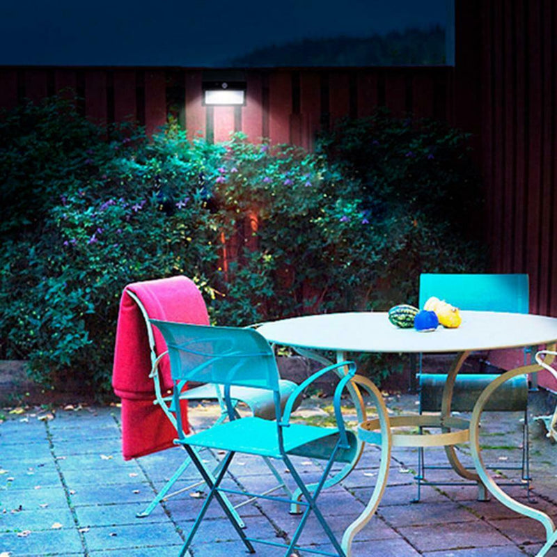 Solar Powered LED Wall Lamp Waterproof Body Induction Garden Outdoor Light