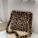 Leopard Crossbody Handbag Women Plush Retro Shoulder Messenger Bag (Brown)