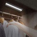 USB Rechargeable LED Wireless Under Cabinet Light Motion Closet H7I9 Light J0M4