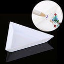10Pcs Triple-cornered Plastic Rhinestones Beads Crystal Nail Art Sorting Tr B5N4
