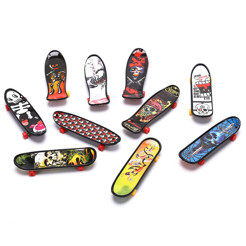 Plastic Mini Skate Finger Skateboarding Fingerboard Novelty Toys For Boys Gi Ew