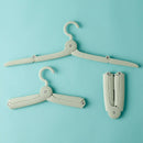 Portable Travel Foldable Plastic Clothes Holder Racks Folding Clothes Hange Z6Z8