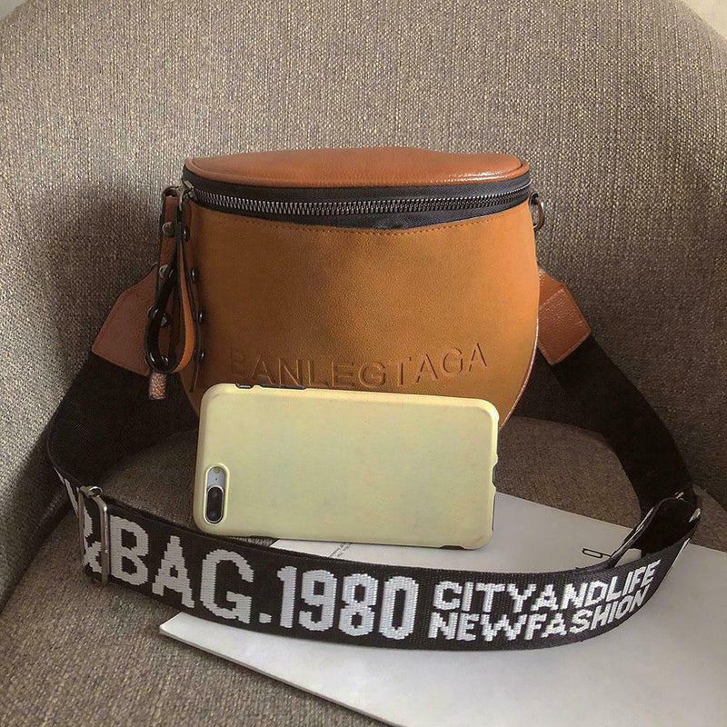Fashion Crossbody Bag Women PU Leather Shoulder Saddle Bags (Light Brown)