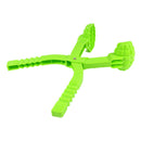 Creative Anti-Freeze Hand Plastic Snowball Clip with Rivet Color Random