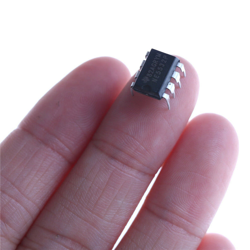 50pcs NE5532P NE5532 Dual Low Noise Op-Amp DIP-8 Ew