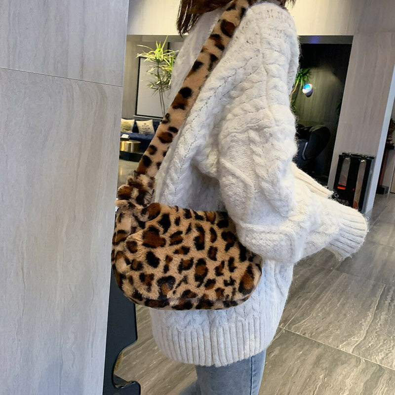 Fashion Leopard Print Crossbody Bag Women Plush Autumn Winter Pouch (Brown)