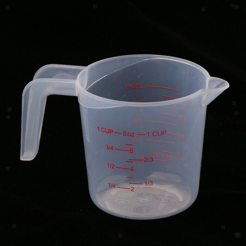 Plastic Angled Measuring Cup with Scales for Small to Large Birds Milk Feeding