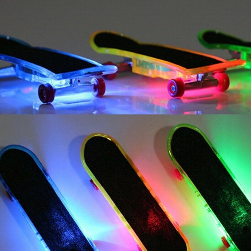 2 x Mini Skateboard Toys Finger Board Tech Deck Boy Kids Children Gifts E3Y4