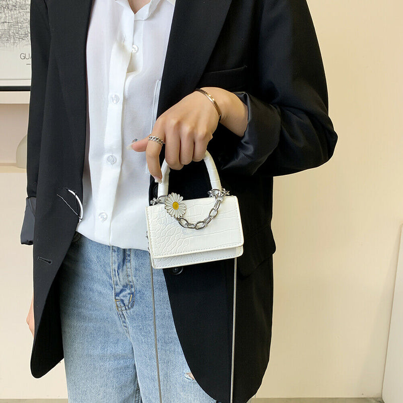 Alligator PU Crossbody Bag Women Daisy Chain Mini Shoulder Handbag (White)