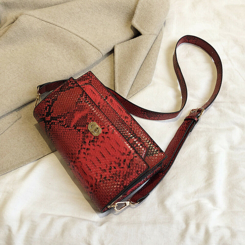 Serpentine Women Shoulder Bag Leather Flap Square Crossbody Handbags (Red)