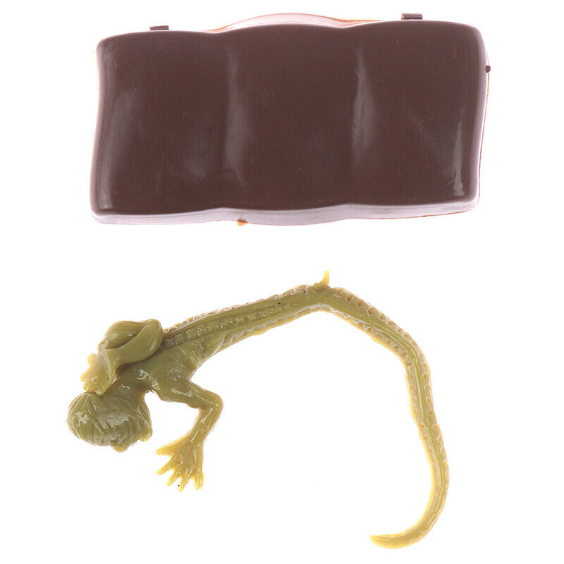 2pcs Simulation Chocolate Gadgets Prank Jokes Tricks Props Candy Scary Toys FT