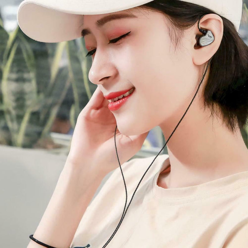 3.5mm Wired Stereo Earphone Line Control Sport Deep Bass In-Ear MIC Earbud