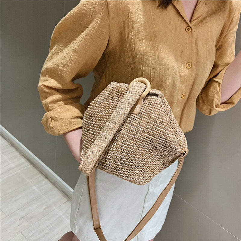 Women Handmade Straw Woven Shoulder Bags Beach Messenger Handbags (Brown)