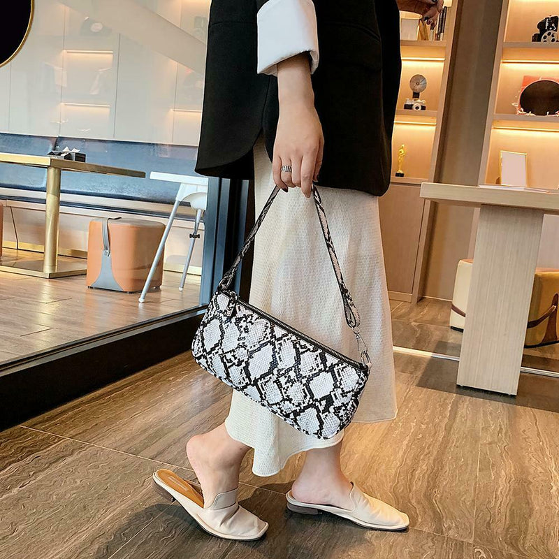 Retro Serpentine Print Women PU Leather Handbags Shoulder Bags (Black)