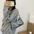 Animal Pattern Women Handbag Street PU Shoulder Underarm Tote Bag (Zebra) A