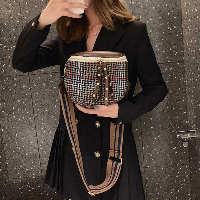 Fashion Woolen Messenger Bag Women Semicircle Wide Zip Shoulder Bags (Red)