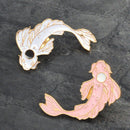 2Pcs Yin-Yang Fish Brooch Badges Enamel Pin Black White Pink Carp Koi Brooc S5X6